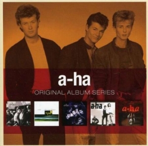 A-HA - ORIGINAL ALBUM SERIES in der Gruppe UNSERE TIPPS / Weihnachtsgeschenktipp CD bei Bengans Skivbutik AB (1845554)