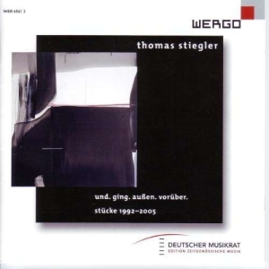 Stiegler Thomas - Und. Ging. Außen. Vorüber. in der Gruppe UNSERE TIPPS / Weihnachtsgeschenktipp CD bei Bengans Skivbutik AB (3217625)