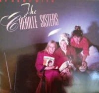 Chenille Sisters - At Home With The Chenille Sisters in der Gruppe VINYL bei Bengans Skivbutik AB (3642715)