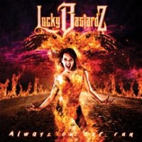 Lucky Bastardz - Alwayz On The Run in der Gruppe CD / Hårdrock bei Bengans Skivbutik AB (3723794)