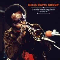 Davis Miles - Berliner Jazztage Nov.6 1971 in der Gruppe Minishops / Miles Davis bei Bengans Skivbutik AB (3841021)