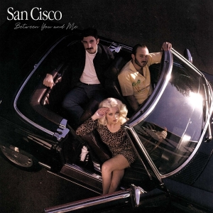 San Cisco - Between You And Me in der Gruppe VINYL / Pop-Rock,Övrigt bei Bengans Skivbutik AB (3841855)