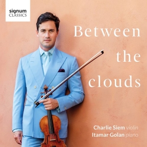 Various - Between The Clouds in der Gruppe UNSERE TIPPS / Weihnachtsgeschenktipp CD bei Bengans Skivbutik AB (3910156)