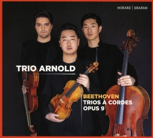 Trio Arnold - Beethoven Streichtrios Op.9 in der Gruppe CD / Klassiskt,Övrigt bei Bengans Skivbutik AB (3995340)