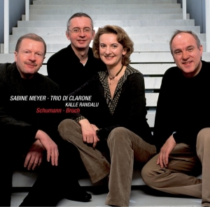 Schumann - Trio Di Clarone in der Gruppe CD / Klassiskt,Övrigt bei Bengans Skivbutik AB (4045359)