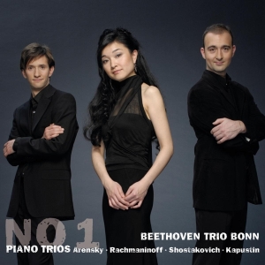 Beethoven Trio Bonn - No 1: Piano Trios (Arensky, Rachmaninoff, Shostako in der Gruppe CD / Klassiskt,Övrigt bei Bengans Skivbutik AB (4046524)