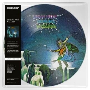 Uriah Heep - Demons And Wizards in der Gruppe UNSERE TIPPS / Tipps von Bengans Mitarbeitern / Quest for Adventure bei Bengans Skivbutik AB (4119501)