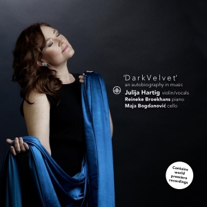 Julija Hartig - Dark Velvet in der Gruppe UNSERE TIPPS / Weihnachtsgeschenktipp CD bei Bengans Skivbutik AB (4167597)