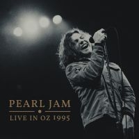 Pearl Jam - Live In Oz 1995 (2 Cd) in der Gruppe CD / Hårdrock bei Bengans Skivbutik AB (4265816)