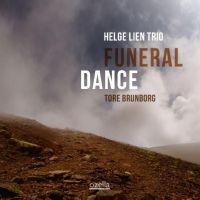 Helge Lien Trio / Tore Brunborg - Funeral Dance in der Gruppe UNSERE TIPPS / Weihnachtsgeschenktipp Vinyl bei Bengans Skivbutik AB (4290447)