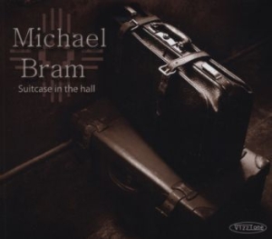 Bram Michael - Suitcase In The Hall in der Gruppe UNSERE TIPPS / Weihnachtsgeschenktipp CD bei Bengans Skivbutik AB (4295482)