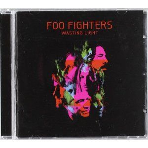 Foo Fighters - Wasting Light in der Gruppe UNSERE TIPPS / Weihnachtsgeschenktipp CD bei Bengans Skivbutik AB (514102)