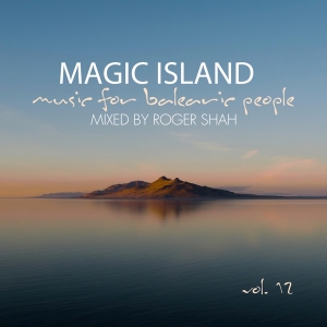 Roger Shah - Magic Island Vol. 12 - Music For Balearic People in der Gruppe UNSERE TIPPS / Weihnachtsgeschenktipp CD bei Bengans Skivbutik AB (5508228)