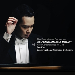 Ben Kim & Concertgebouw Chamber Orchestra - Mozart: The First Vienna Concertos in der Gruppe UNSERE TIPPS / Freitagsveröffentlichungen / Fredag den 8:e Mars 2024 bei Bengans Skivbutik AB (5513997)