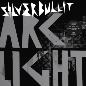 Silverbullit - Arclight (20Th Anniversary Grey 2Lp) in der Gruppe UNSERE TIPPS / Freitagsveröffentlichungen / Fredag den 4:e oktober 2024 bei Bengans Skivbutik AB (5565682)