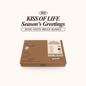 Kiss Of Life - 2025 Seasons Greetings + Photocard in der Gruppe MERCHANDISE / Merch / Kommande / K-Pop bei Bengans Skivbutik AB (5571595)