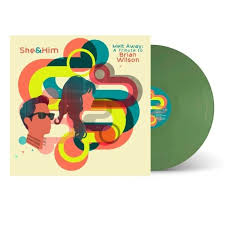 She & Him - Melt Away: A Tribute To Brian Wilson (Oliver Green Vinyl) in der Gruppe -Start Jan R1 bei Bengans Skivbutik AB (5573620)