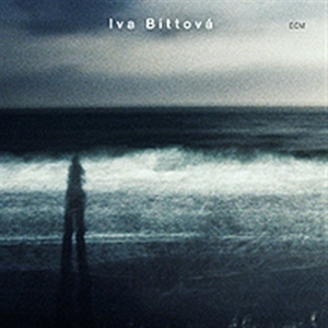 Iva Bittová - Solo in der Gruppe CD / Elektroniskt,World Music bei Bengans Skivbutik AB (580708)