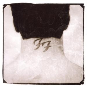 Foo Fighters - There Is Nothing Left To Lose in der Gruppe CD / Pop-Rock bei Bengans Skivbutik AB (587185)